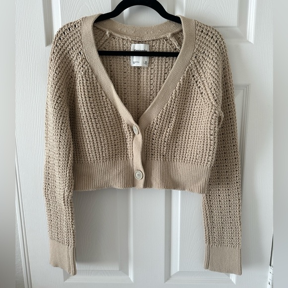 Abercrombie Cropped Cardigan - Picture 2 of 4